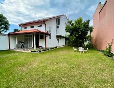 Villa with Garden View
