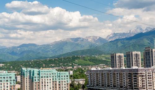 Superior One-Bedroom Apartment with Balcony