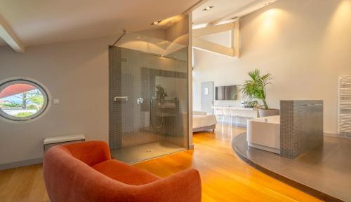 Mundaka Room with Ocean view