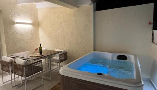 One-Bedroom Villa