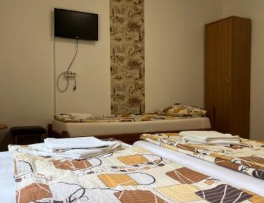 Triple Room with Private Bathroom