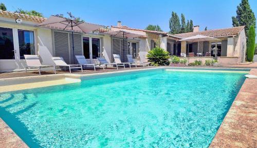 Three-Bedroom Holiday Home 