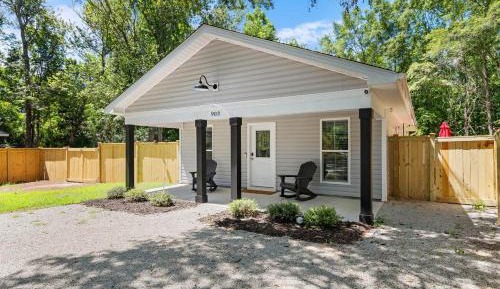 Three-Bedroom Holiday Home 