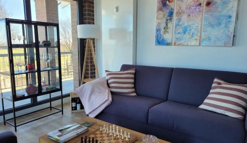 One-Bedroom Apartment with Balcony