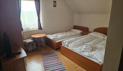 Triple Room with Private Bathroom