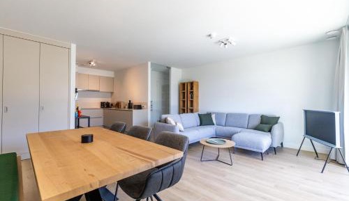 Three-Bedroom Deluxe Apartment