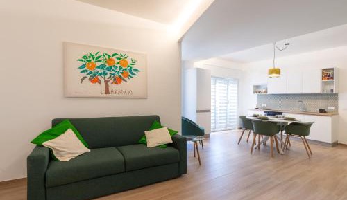 Superior One-Bedroom Apartment with Balcony