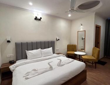 Superior King Room