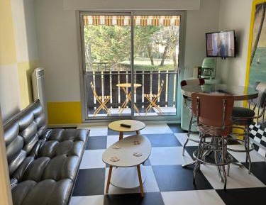 Superior Studio