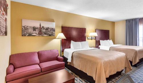 Queen Room with Two Queen Beds - Accessible/Non-Smoking 