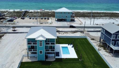 Five-Bedroom Holiday Home