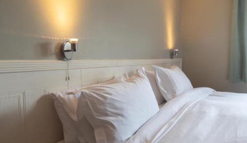 Twin Room with Shower
