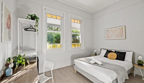 Double Room with Shared Bathroom
