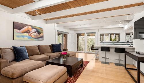Family Room with Mountain View