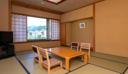Japanese-Style Room