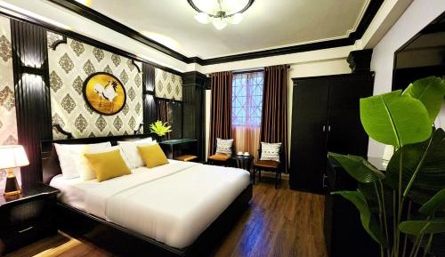 Deluxe Suite