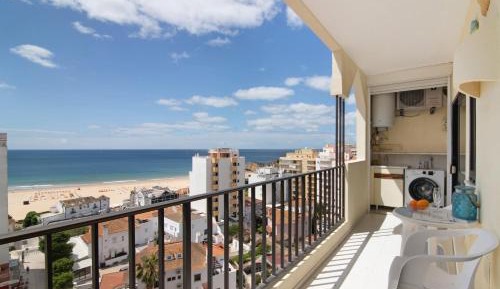 Superior One-Bedroom Apartment with Balcony