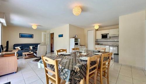 Apartment (6 Adults)