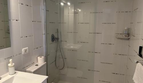 Double or Twin Room with Partial Sea View