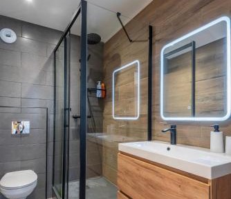 Two-Bedroom Deluxe Apartment