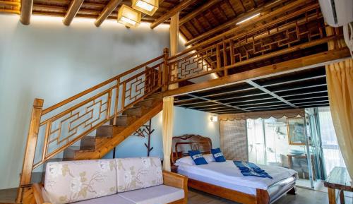 Deluxe Family Suite