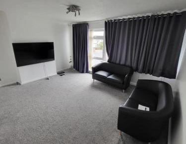 Four-Bedroom Holiday Home