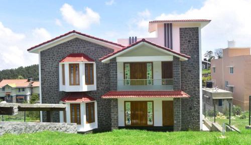 Villa with Garden View