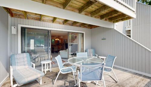 Two Bedroom Apartment 