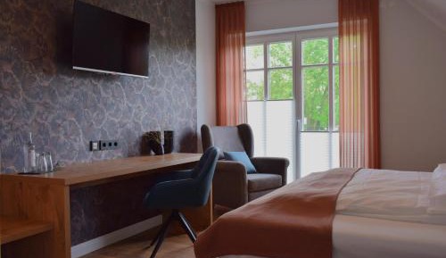 Triple Room with Balcony