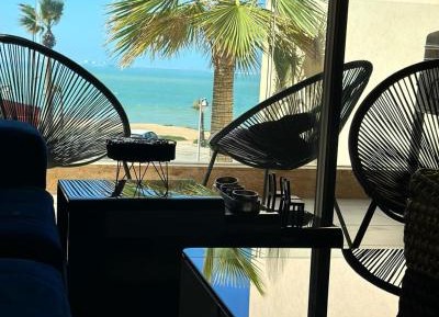Two-Bedroom Apartment with Terrace and Sea View