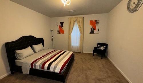 Standard Queen Room