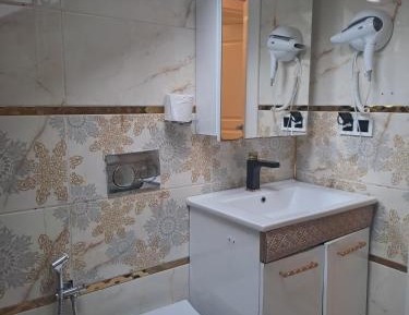 Suite with Lake View