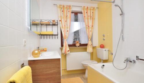 One-Bedroom Apartment with Terrace