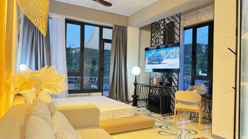 King Room with Balcony