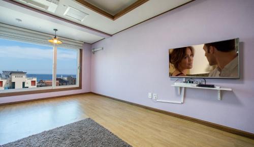 Double Room 2