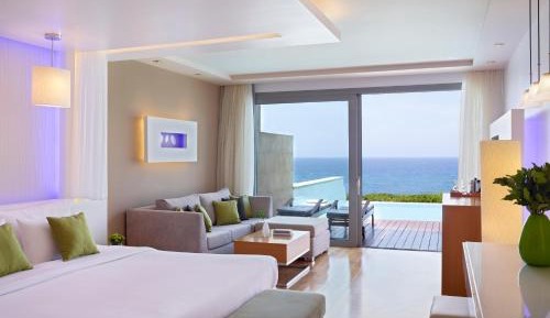 Amus Suite with Private Pool Sea View