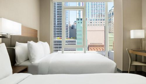 Double Room with Two Double Beds and City View 