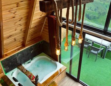 Suite with Mountain View