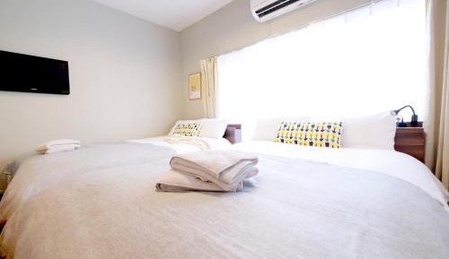 One-Bedroom Apartment with Balcony