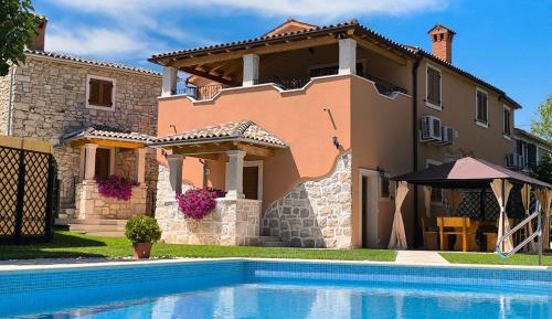 Villa with Private Pool