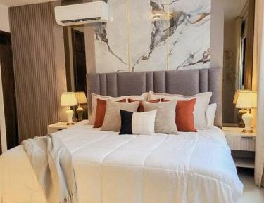 One-Bedroom Deluxe Apartment