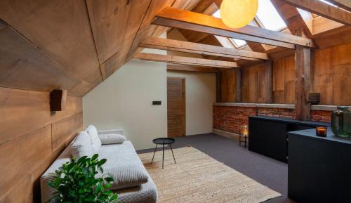 Two-Bedroom Deluxe Apartment