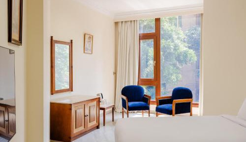 Standard Double Room with City View