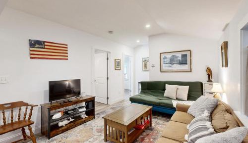Two Bedroom Holiday Home