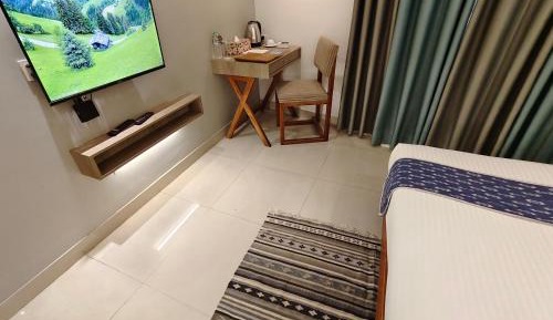 Deluxe Single Room
