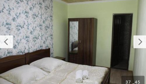 Twin Room with Shower