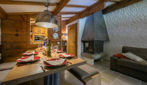 One-Bedroom Apartment (2 Adults)