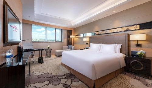 Standard King Room