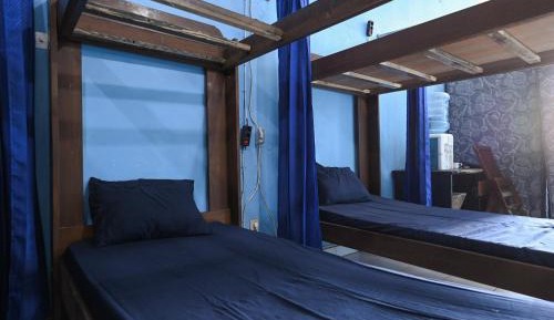 Mixed Dormitory Room