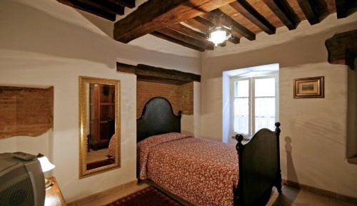 Single Room with Private Bathroom